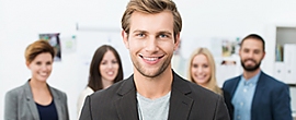 GUVH | LUKN Ansprechpartner Menschen in Business Kleidung