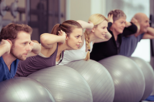 Rückentraining im Fitnessstudio